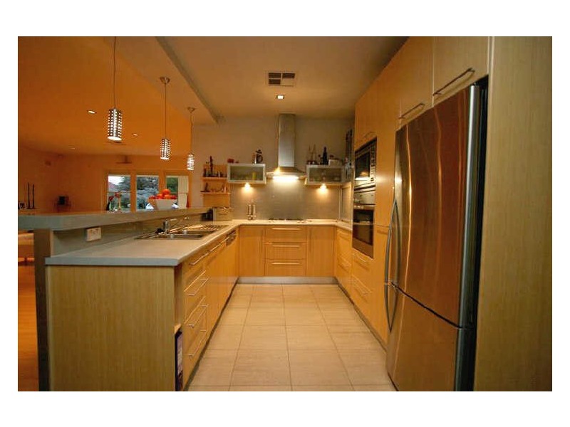 17 Madeline Crescent, Fulham Gardens SA 5024