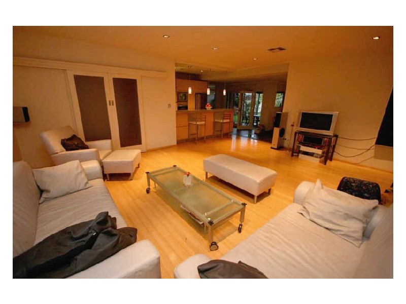 17 Madeline Crescent, Fulham Gardens SA 5024