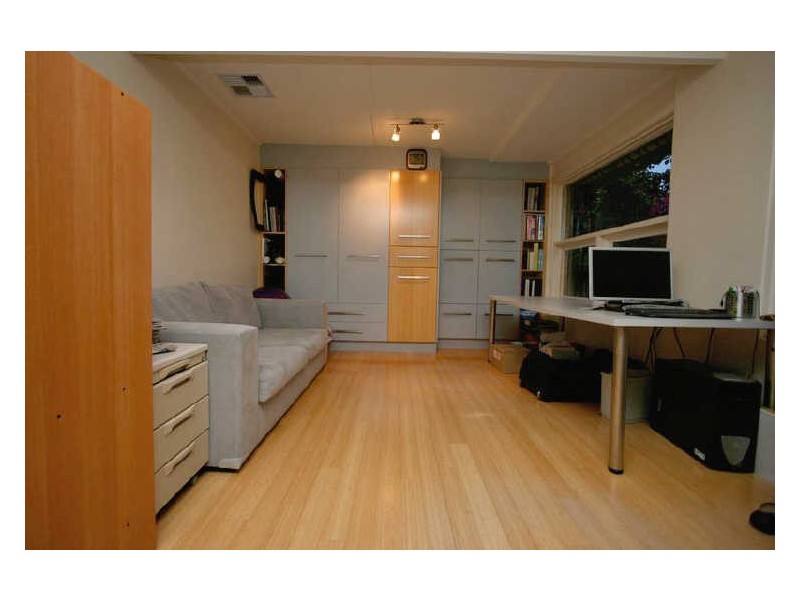 17 Madeline Crescent, Fulham Gardens SA 5024