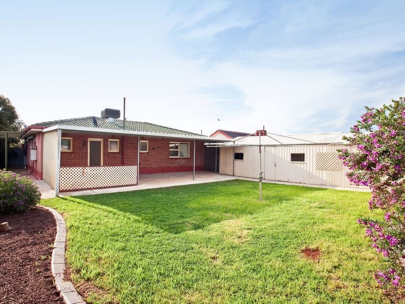 50 St. Leonard Crescent, Elizabeth Downs SA 5113