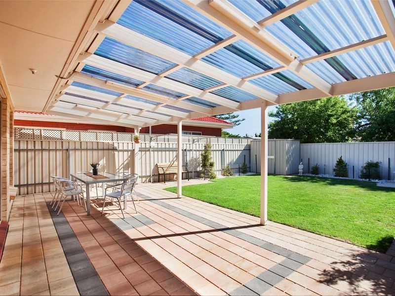 8A Owen Street, Seaton SA 5023