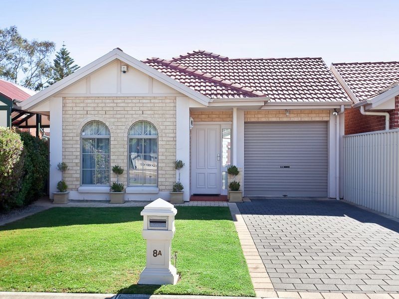 8A Owen Street, Seaton SA 5023