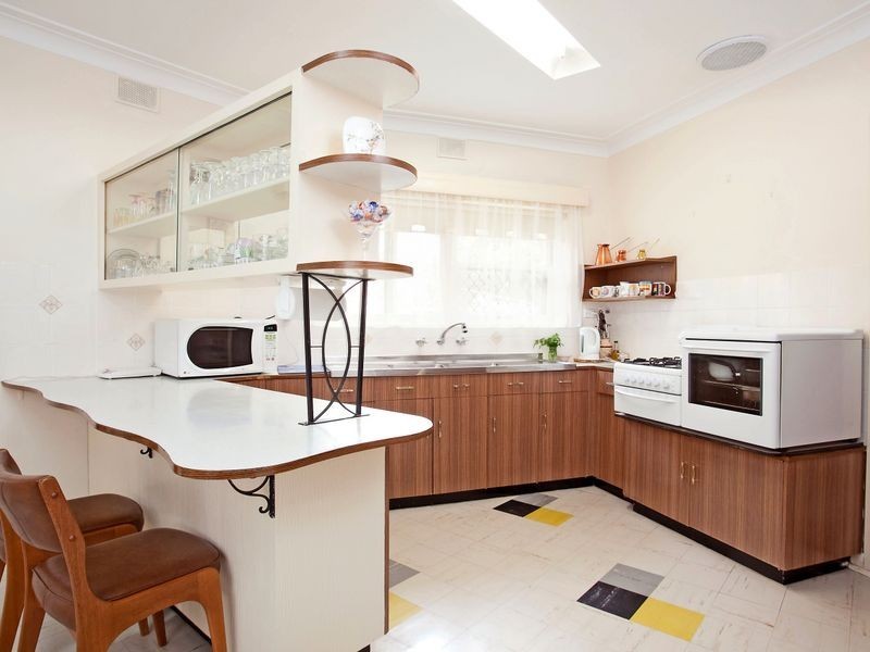 32 Maidos Grove, Valley View SA 5093