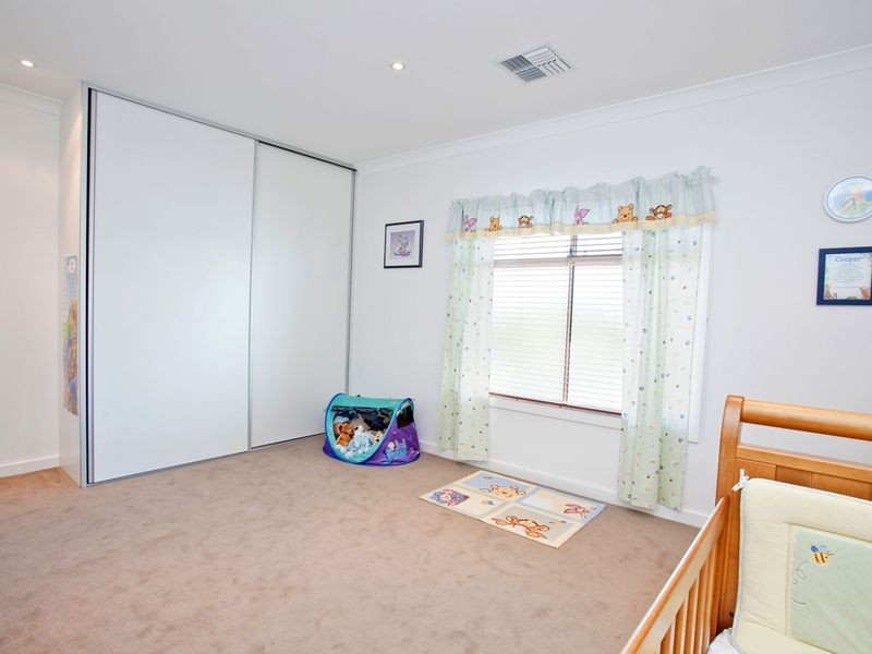 32 Fifth Avenue, Semaphore Park SA 5019