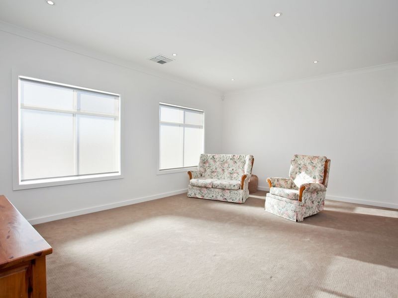 32 Fifth Avenue, Semaphore Park SA 5019