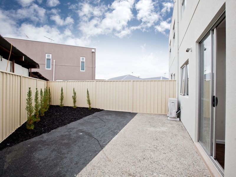 2/5 Royal Terrace, Royal Park SA 5014