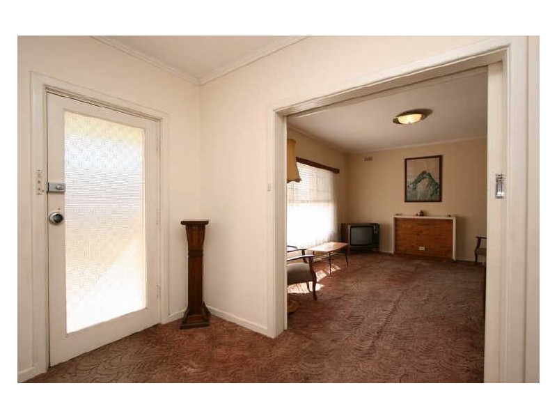 28 Rose Street, Ottoway SA 5013