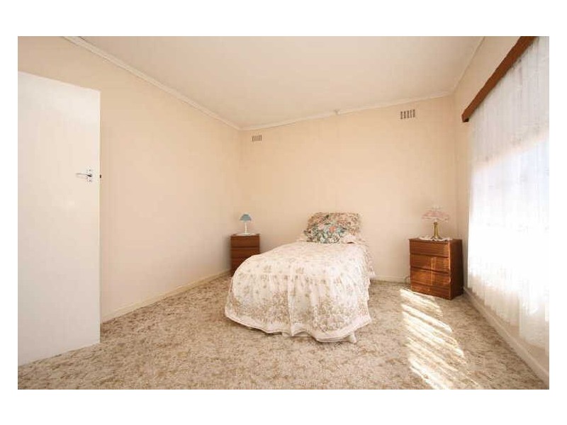 28 Rose Street, Ottoway SA 5013