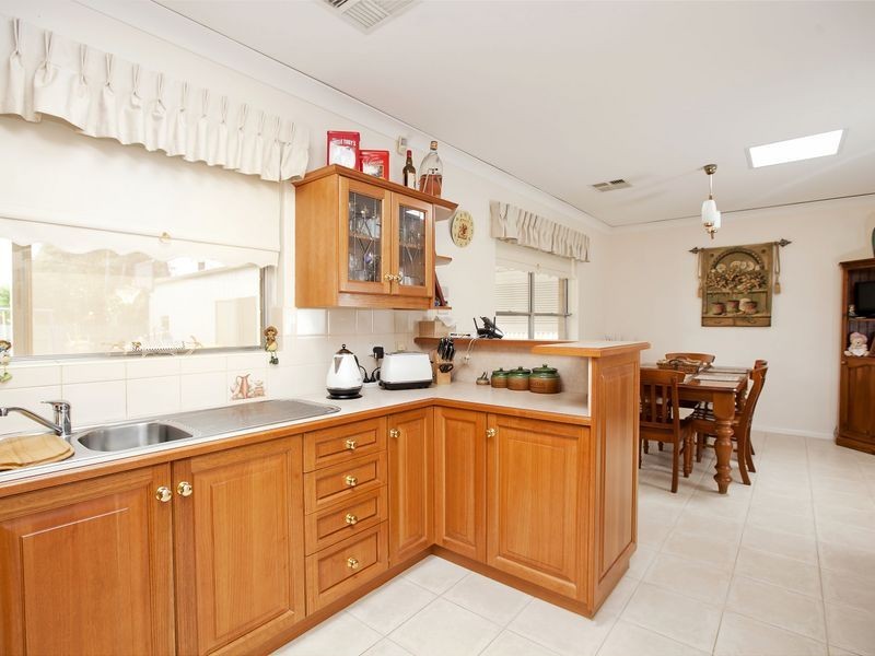 28 Southern Avenue, West Beach SA 5024