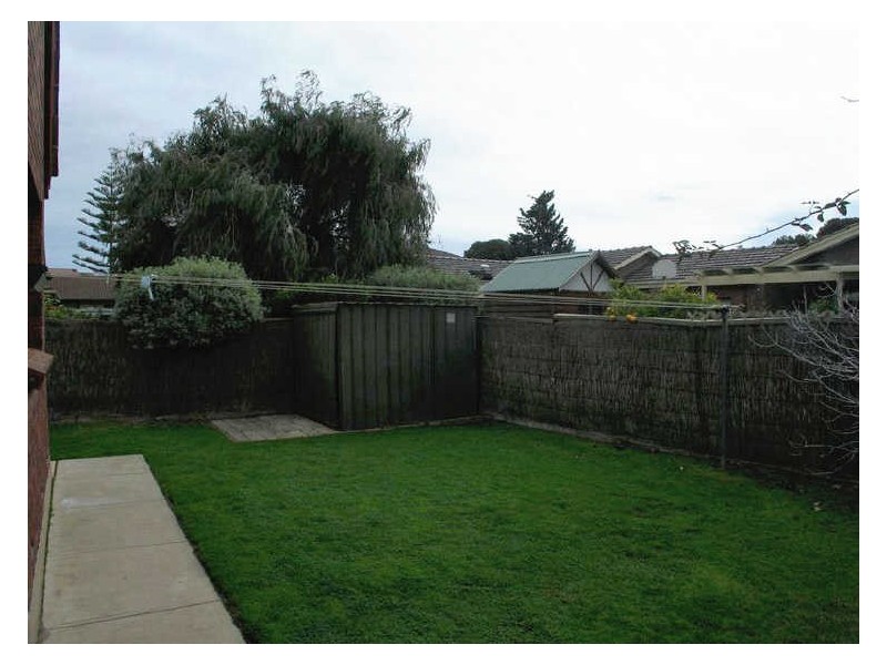 32 Sims Crescent, West Lakes SA 5021