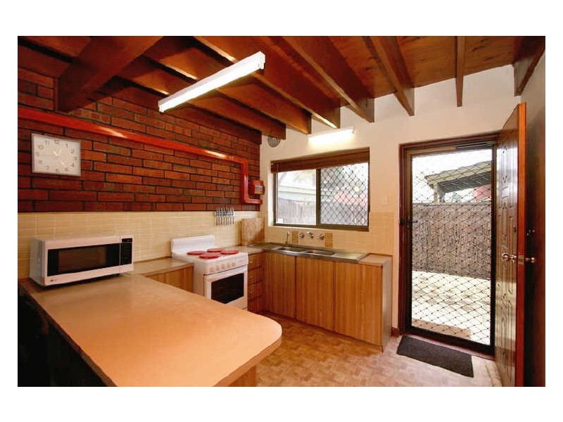 13 Sportsmans Drive, West Lakes SA 5021