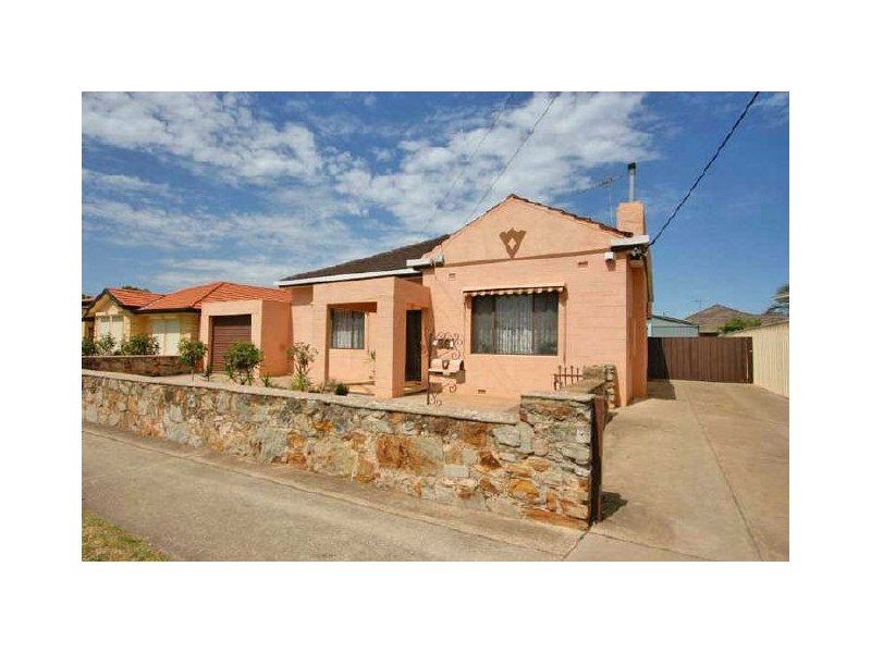 30 Dumfries Avenue, Seaton SA 5023