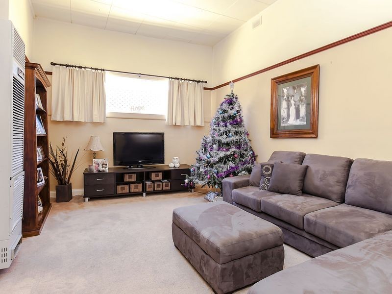 23 Bucknall Road, Glanville SA 5015