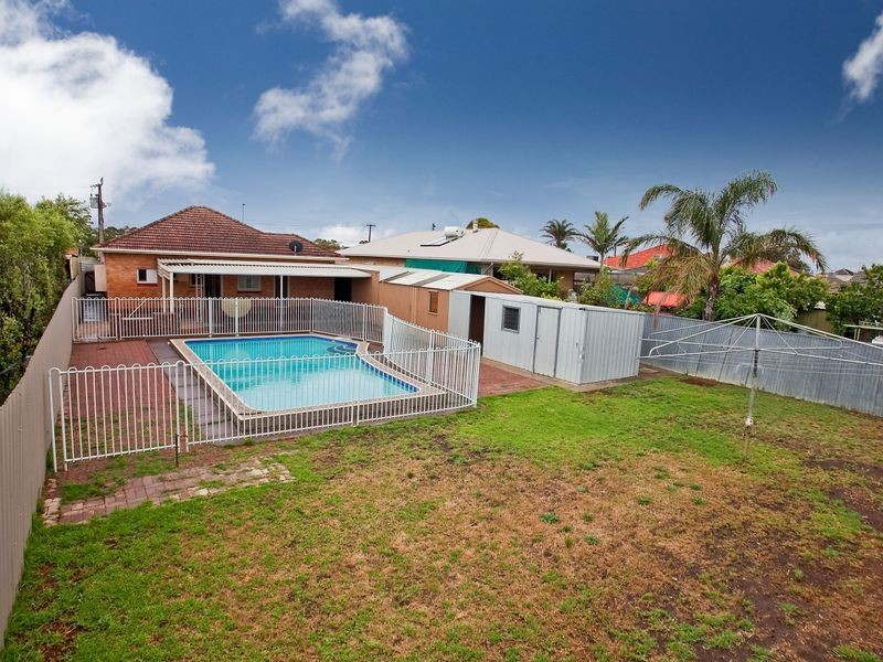 61 Russ Avenue, Seaton SA 5023
