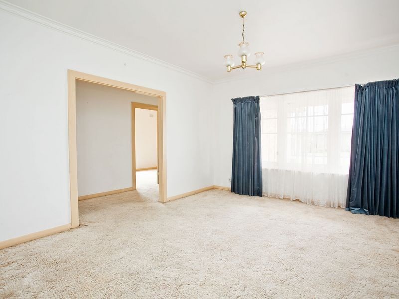 61 Russ Avenue, Seaton SA 5023
