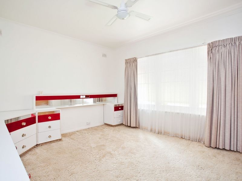 61 Russ Avenue, Seaton SA 5023