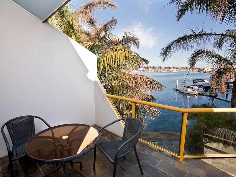 6/4 Constellation Court, North Haven SA 5018