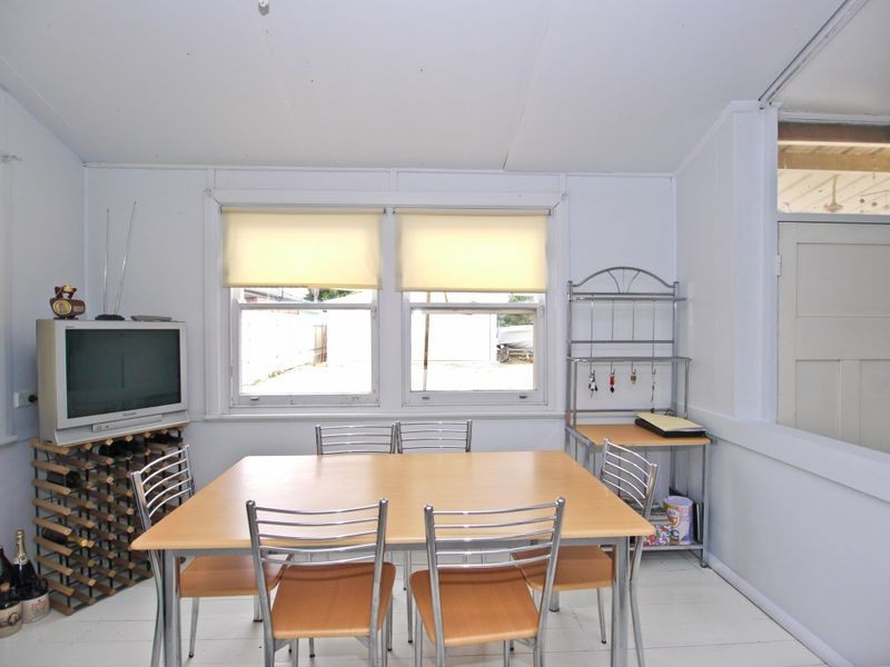 5 Raymond Avenue, Seaton SA 5023