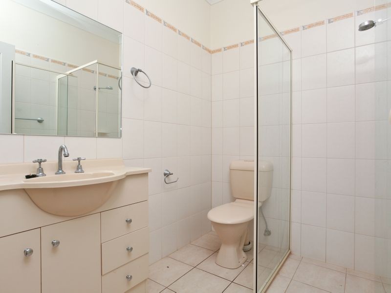 4 Allan Street, Royal Park SA 5014