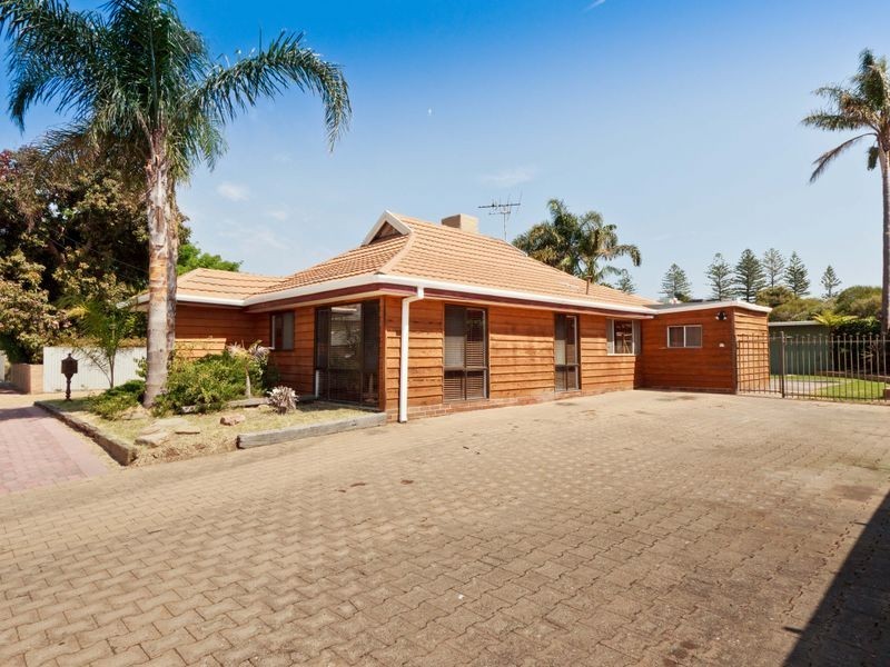 19 Baker Street, Grange SA 5022