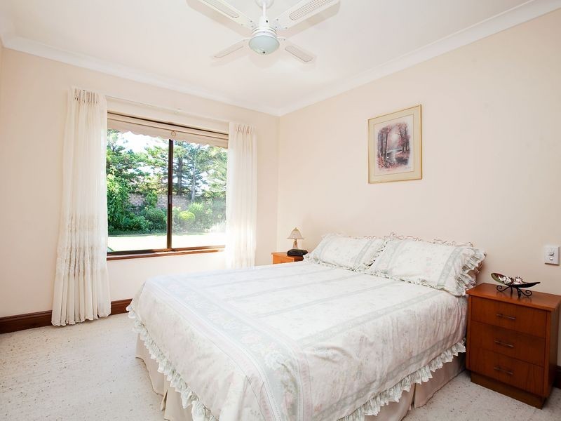 25 Trinidad Court, West Lakes SA 5021