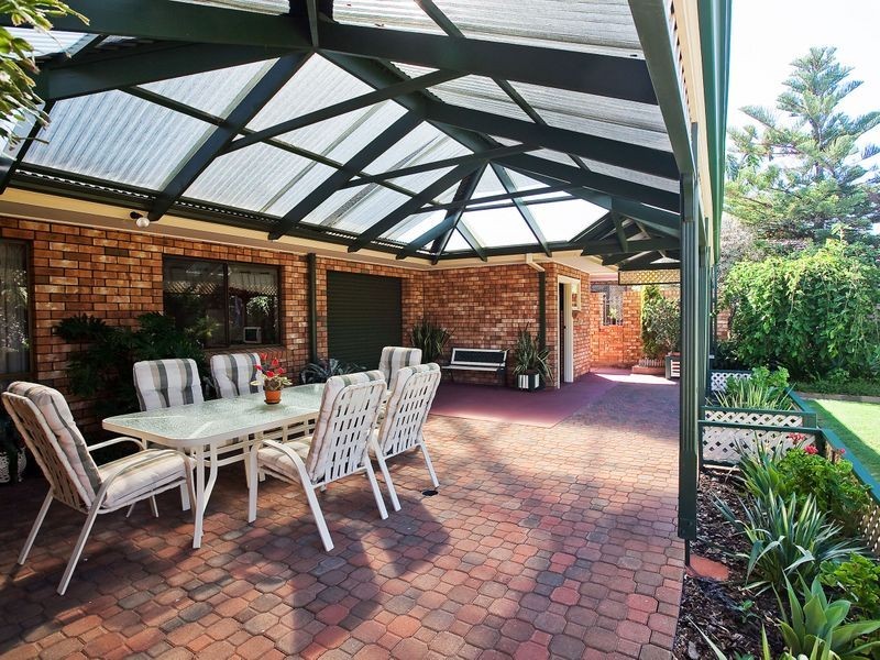 25 Trinidad Court, West Lakes SA 5021