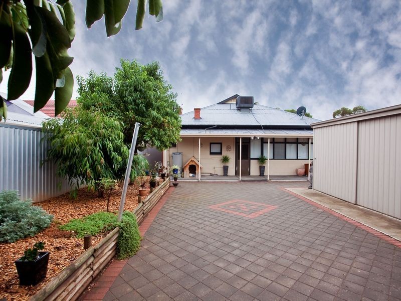 1106 Old Port Road, Hendon SA 5014