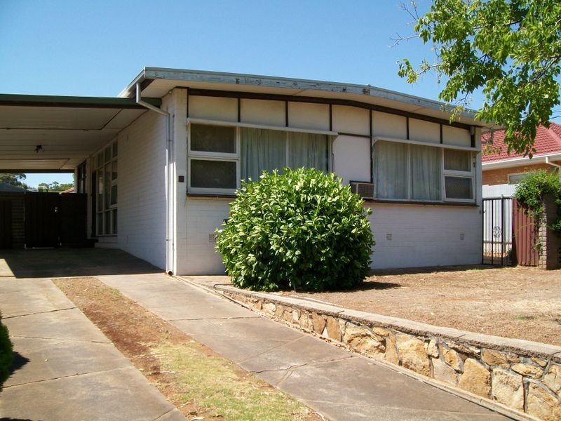 14 Carol Drive, Para Hills SA 5096