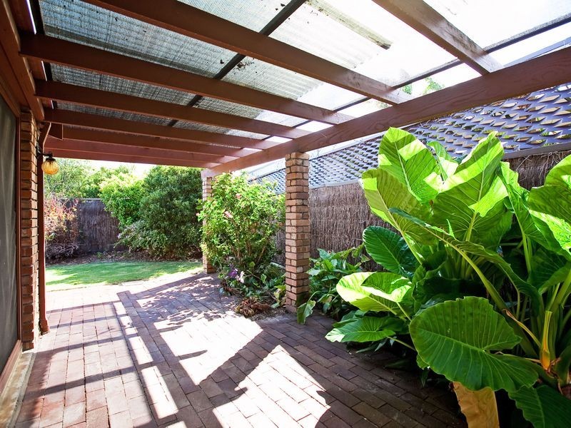 7 Classic Court, West Lakes SA 5021