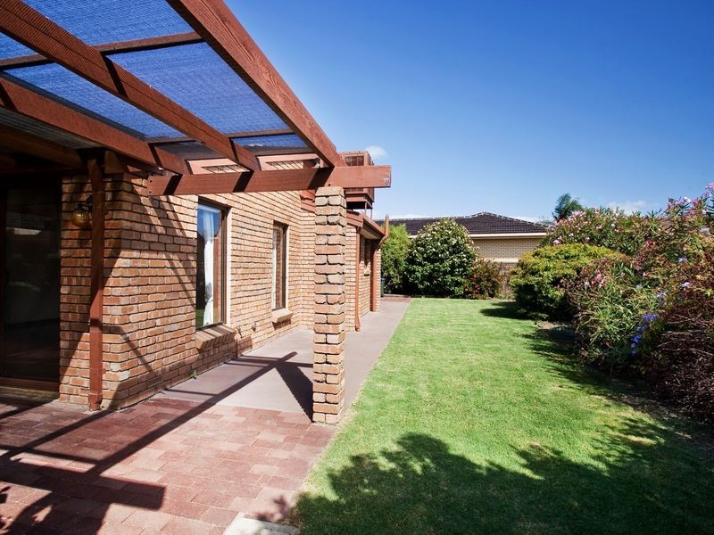 7 Classic Court, West Lakes SA 5021
