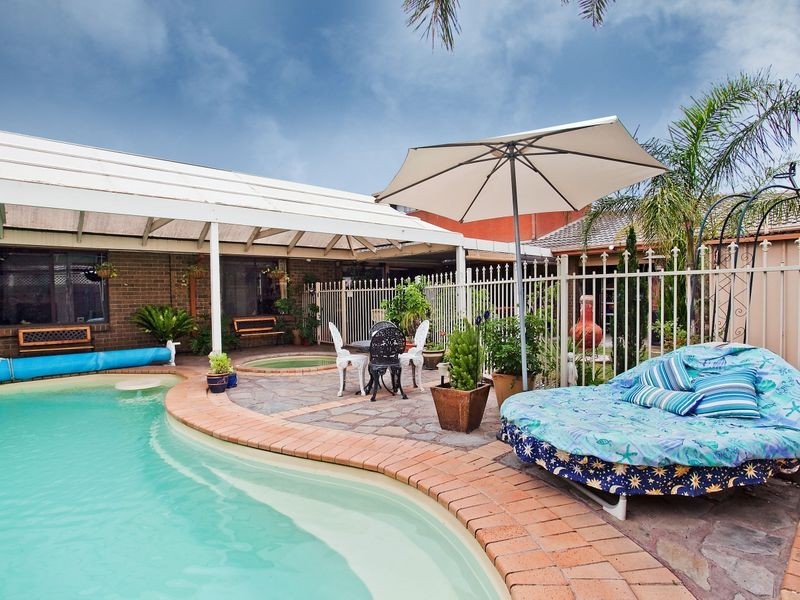 5 Comorin Court, North Haven SA 5018