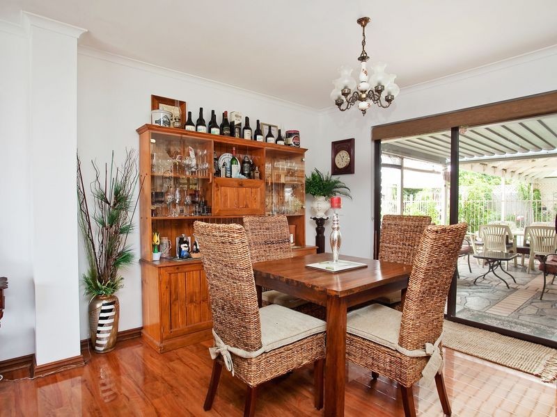 5 Comorin Court, North Haven SA 5018