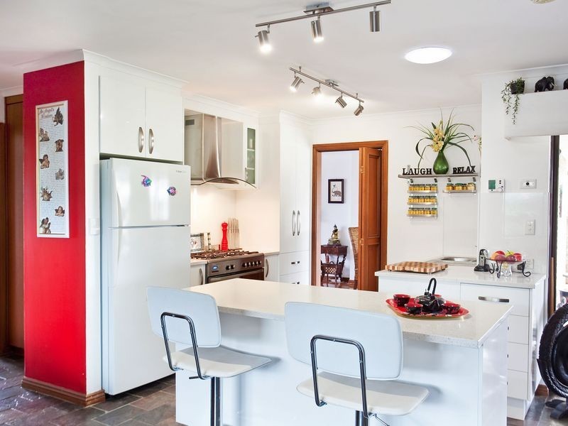 5 Comorin Court, North Haven SA 5018