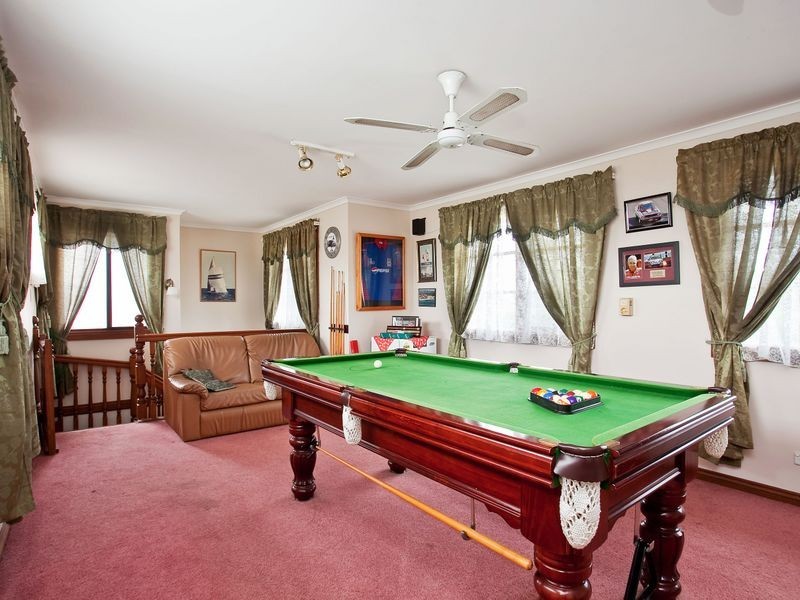 5 Comorin Court, North Haven SA 5018