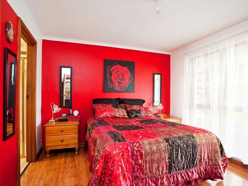 5 Comorin Court, North Haven SA 5018