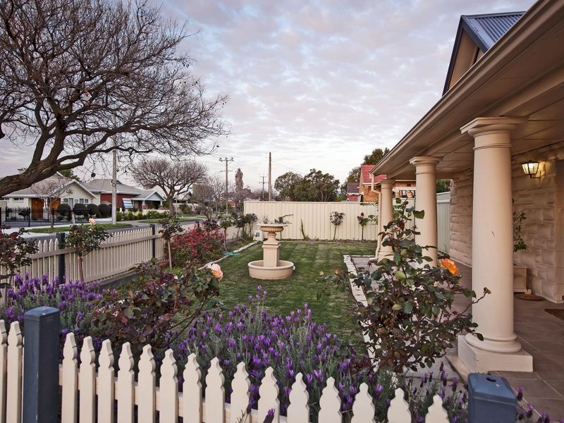 25 Holden Avenue, Woodville West SA 5011