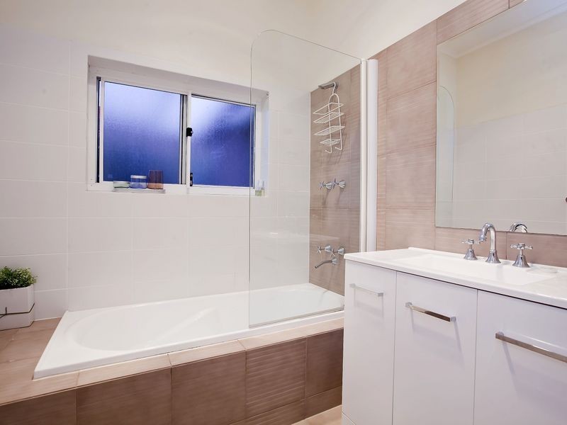 25 Holden Avenue, Woodville West SA 5011