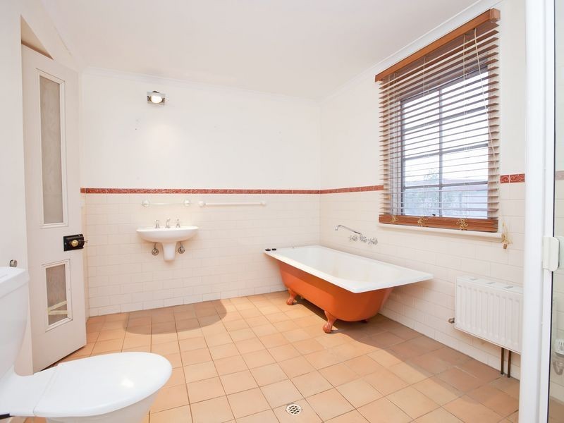 60-62 College Street, Port Adelaide SA 5015