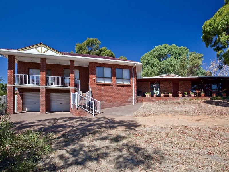 75 Quinton Court, Pasadena SA 5042