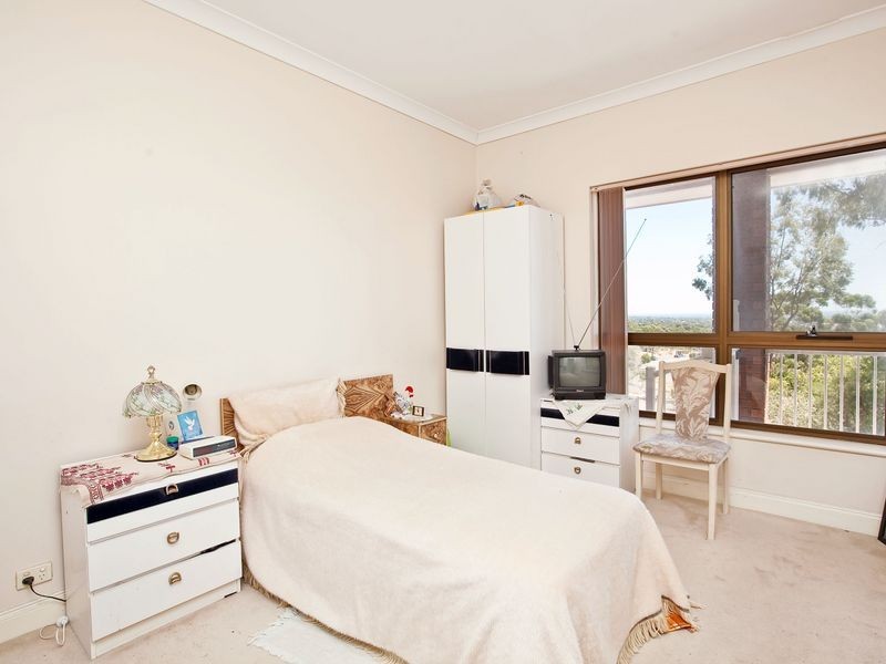 75 Quinton Court, Pasadena SA 5042