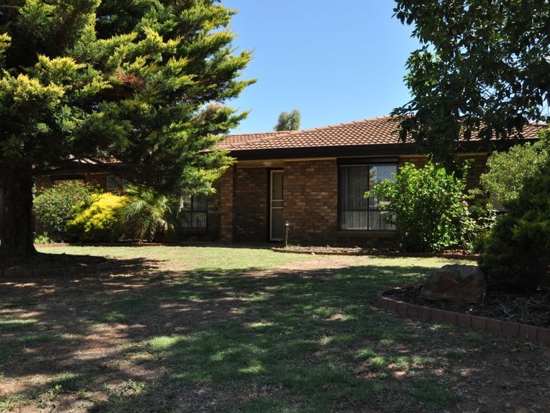 13 Burstall Court, Parafield Gardens SA 5107