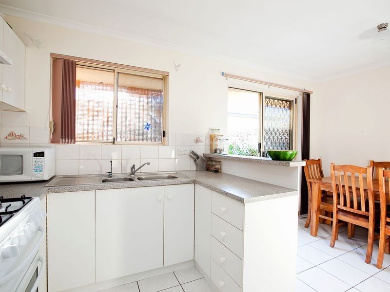 2/1 Kyarra Street, Taperoo SA 5017