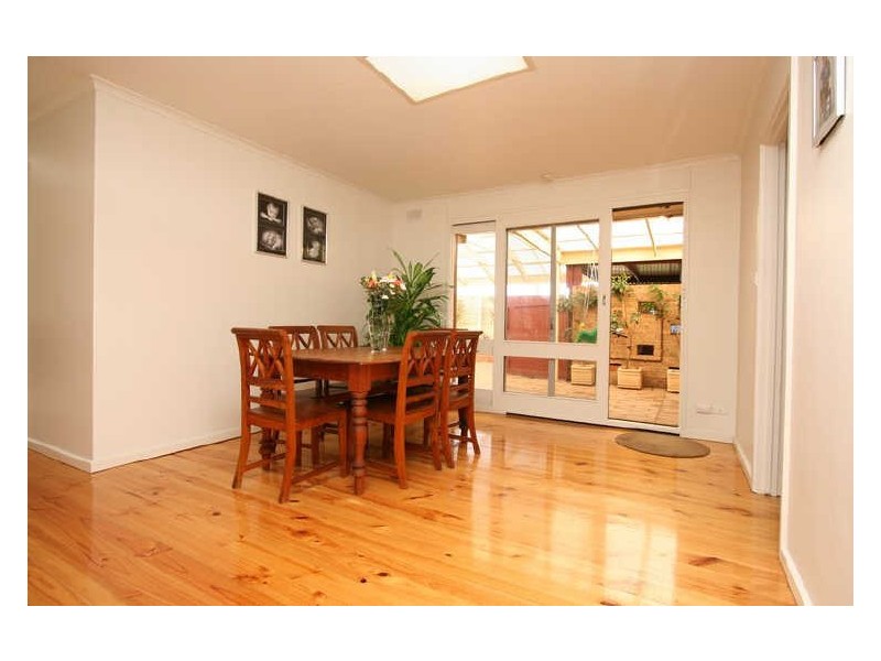 17 Mooloola Way, West Lakes Shore SA 5020