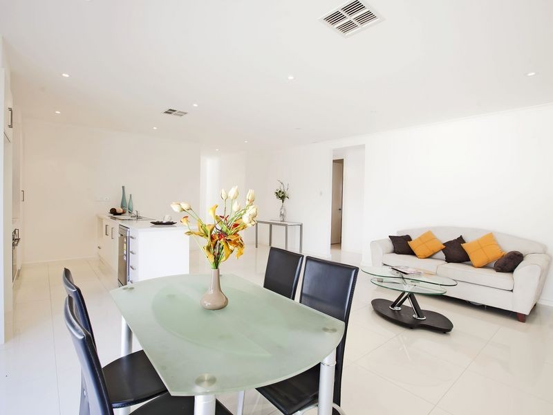 2/183 Martins Road, Parafield Gardens SA 5107