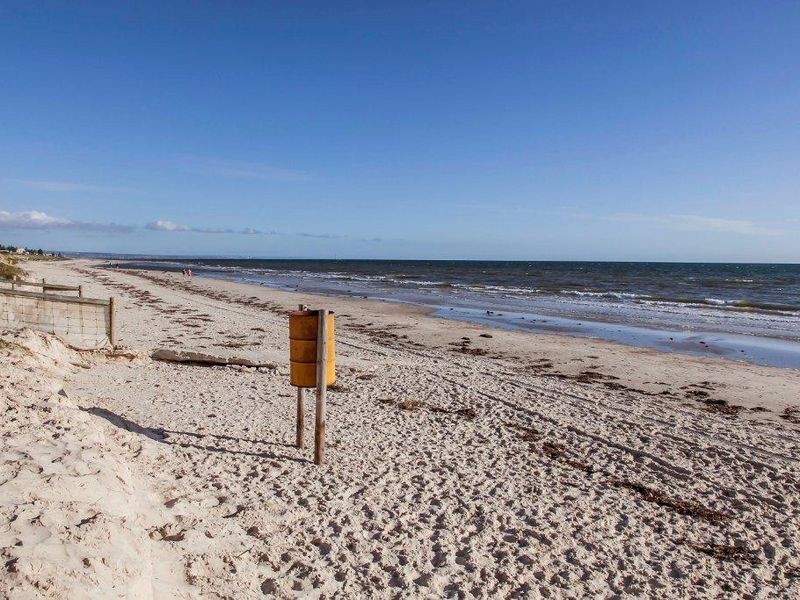 2/15 Bluelake Court, Tennyson SA 5022