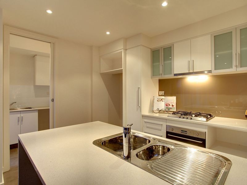 2/171 Military Road, Tennyson SA 5022