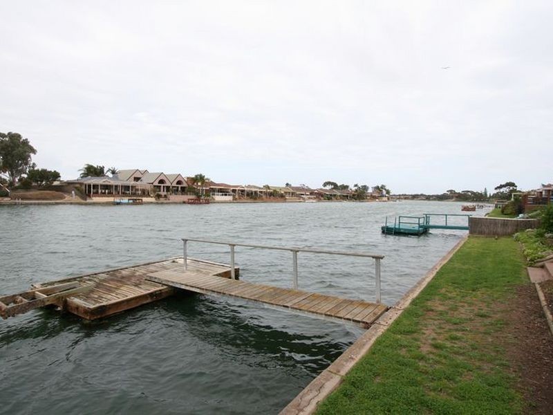 7/7 Hansen Court, West Lakes Shore SA 5020