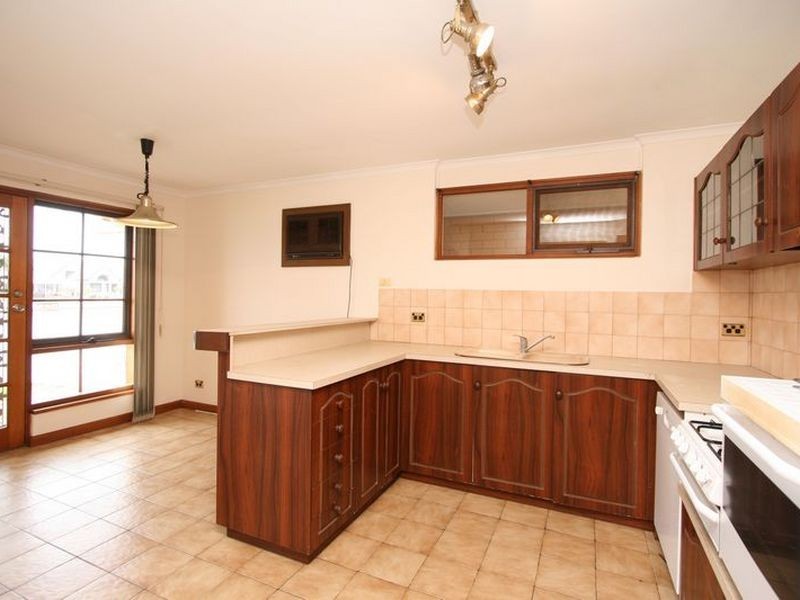 7/7 Hansen Court, West Lakes Shore SA 5020