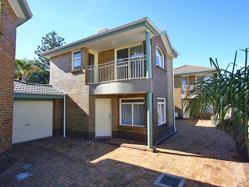 1/17 Esplanade, Semaphore South SA 5019