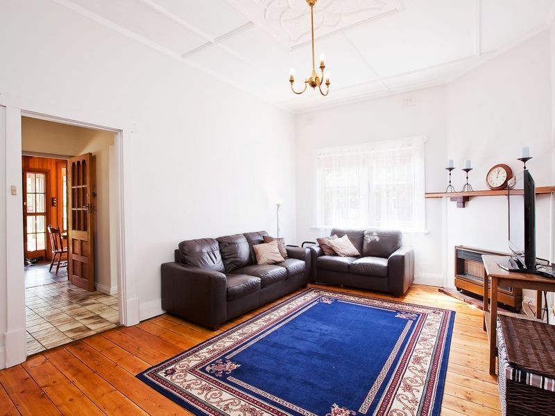 11 Brenthorpe Road, Seaton SA 5023